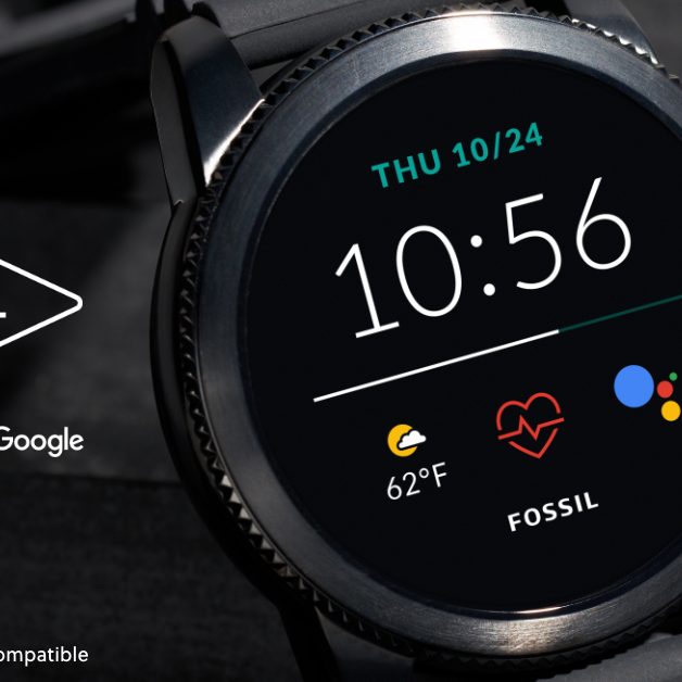 Man en vrouw met Fossil horloges